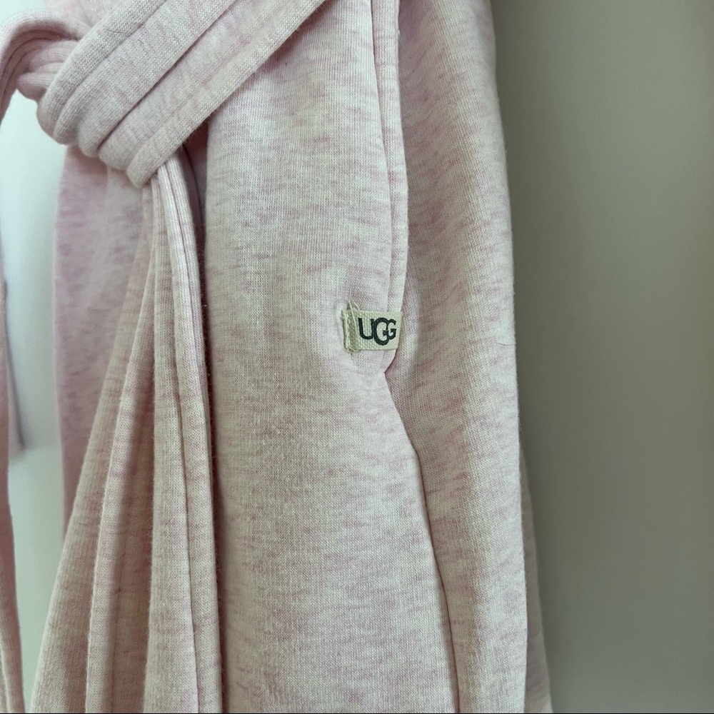 UGG Fleece Robe - Picture 5 of 5